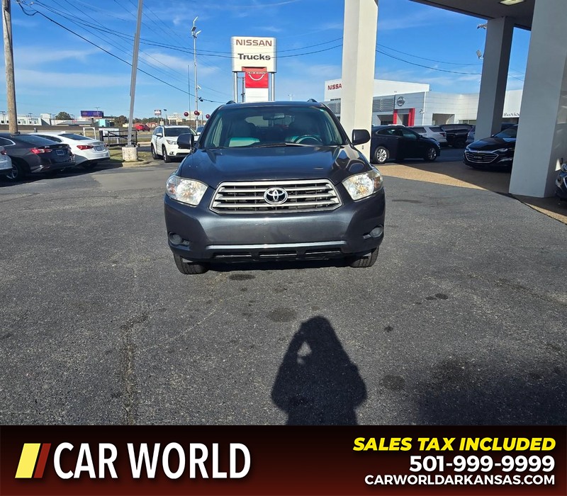 Toyota Highlander Vehicle Full-screen Gallery Image 2