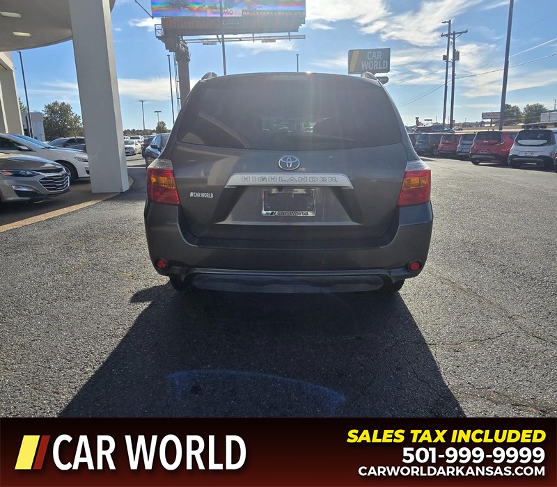 Toyota Highlander Vehicle Full-screen Gallery Image 5