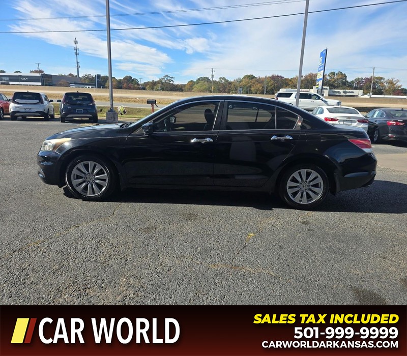 Honda Accord Sedan Vehicle Full-screen Gallery Image 4