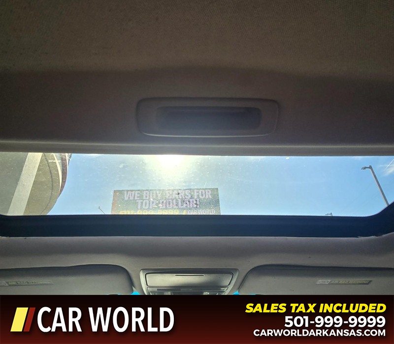 Honda Accord Sedan Vehicle Full-screen Gallery Image 18