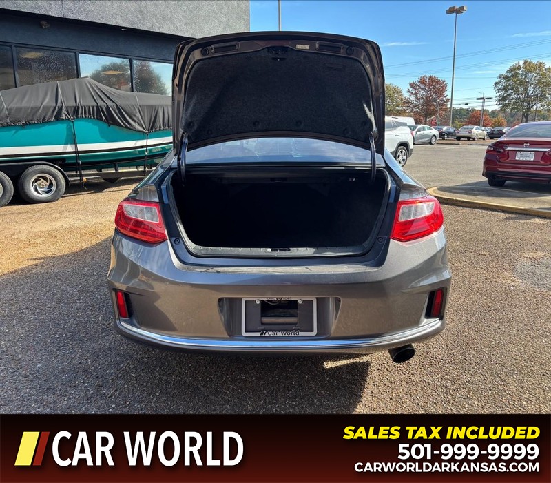 Honda Accord Coupe Vehicle Full-screen Gallery Image 5