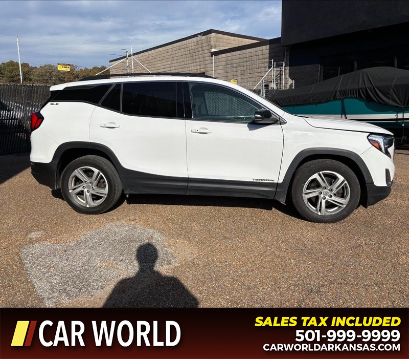 GMC Terrain Vehicle Full-screen Gallery Image 2