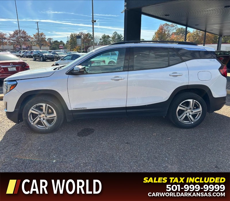 GMC Terrain Vehicle Full-screen Gallery Image 8