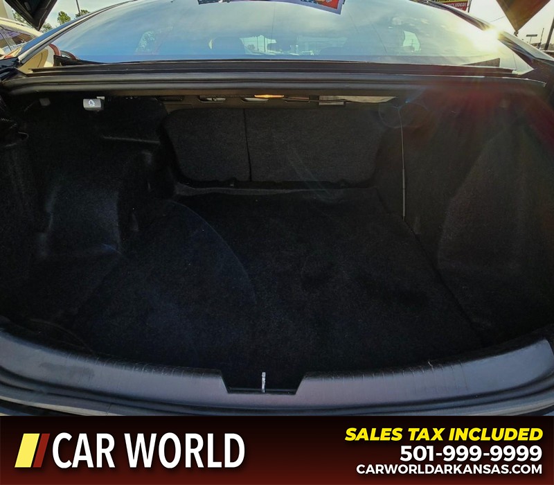 Chevrolet Malibu Vehicle Full-screen Gallery Image 14