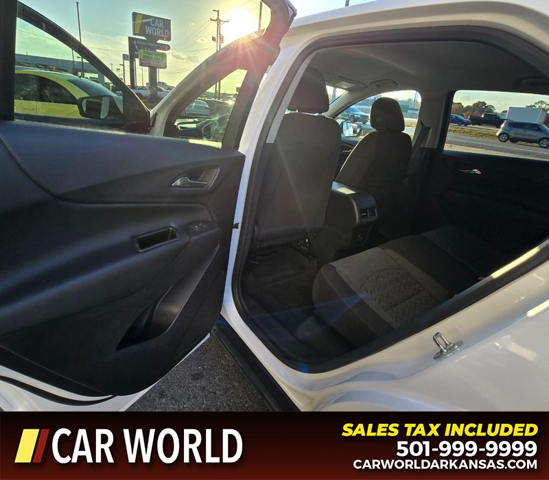 Chevrolet Equinox Vehicle Full-screen Gallery Image 9