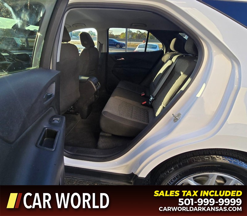 Chevrolet Equinox Vehicle Full-screen Gallery Image 10