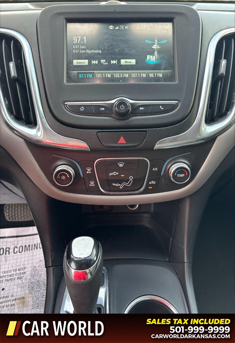 Chevrolet Equinox Vehicle Full-screen Gallery Image 17