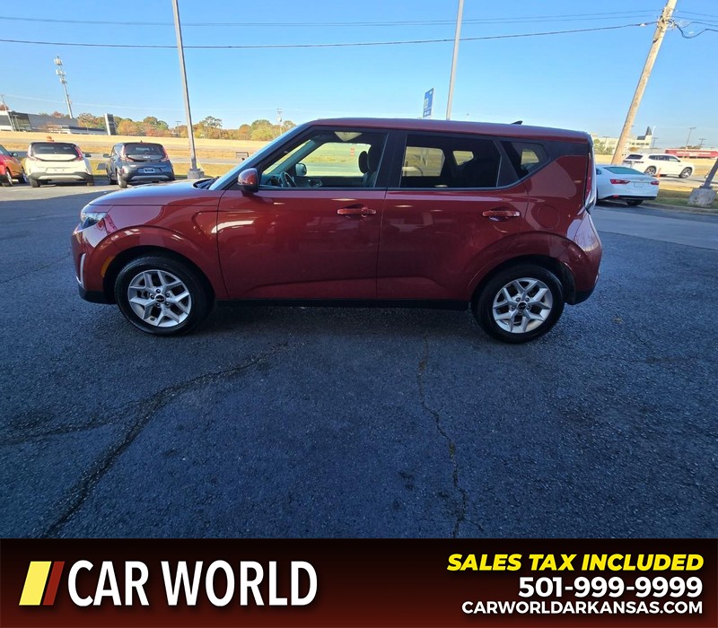 Kia Soul Vehicle Full-screen Gallery Image 4