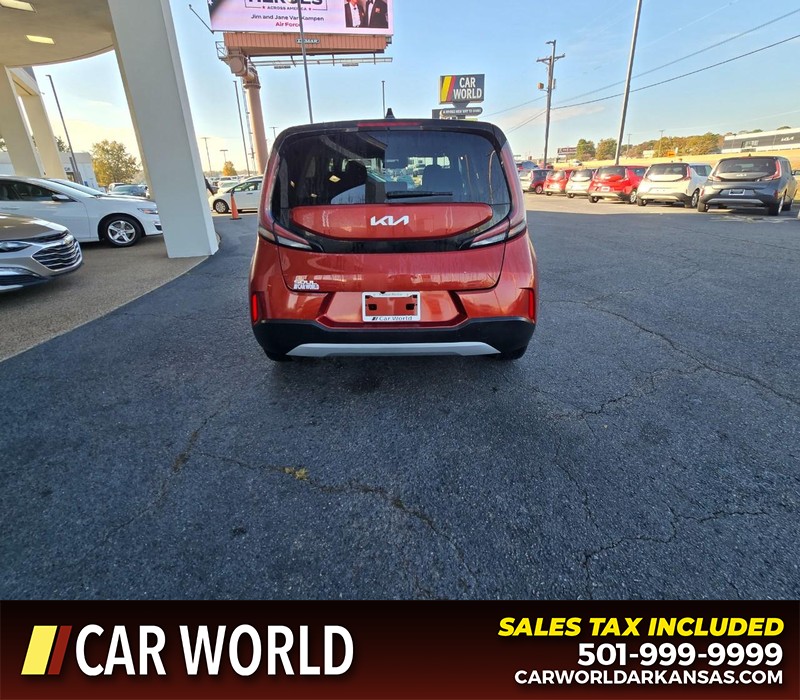 Kia Soul Vehicle Full-screen Gallery Image 5