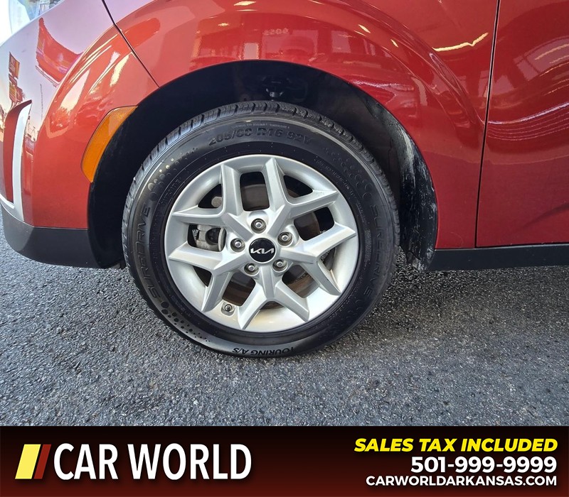 Kia Soul Vehicle Full-screen Gallery Image 6