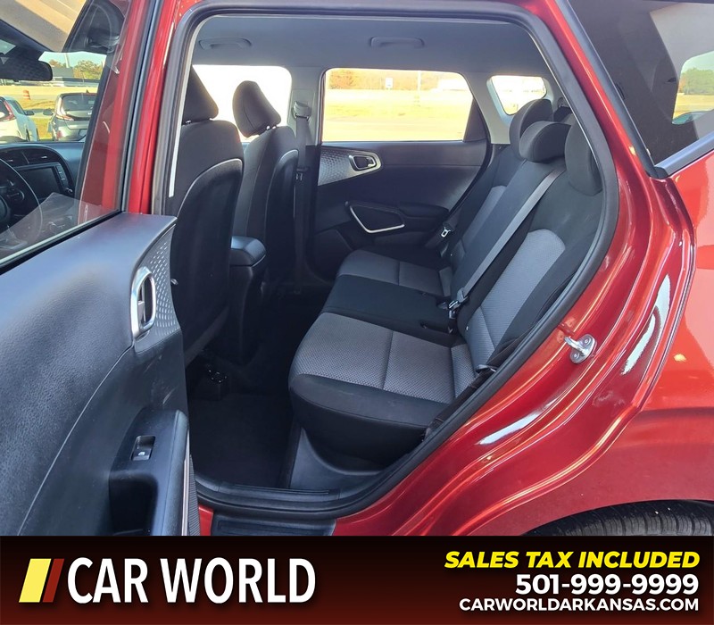 Kia Soul Vehicle Full-screen Gallery Image 11