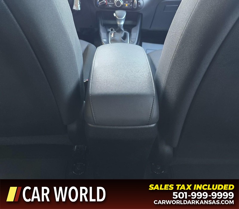 Kia Soul Vehicle Full-screen Gallery Image 20