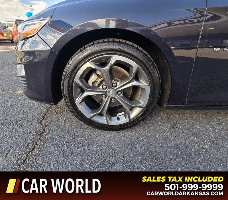 Chevrolet Malibu Vehicle Full-screen Gallery Image 6