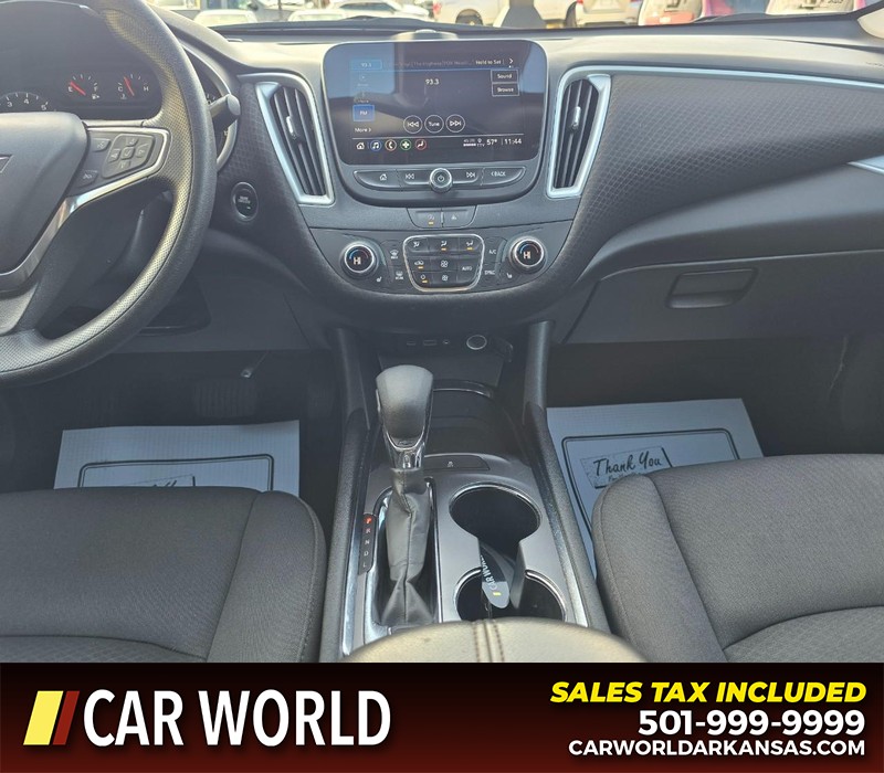 Chevrolet Malibu Vehicle Full-screen Gallery Image 18