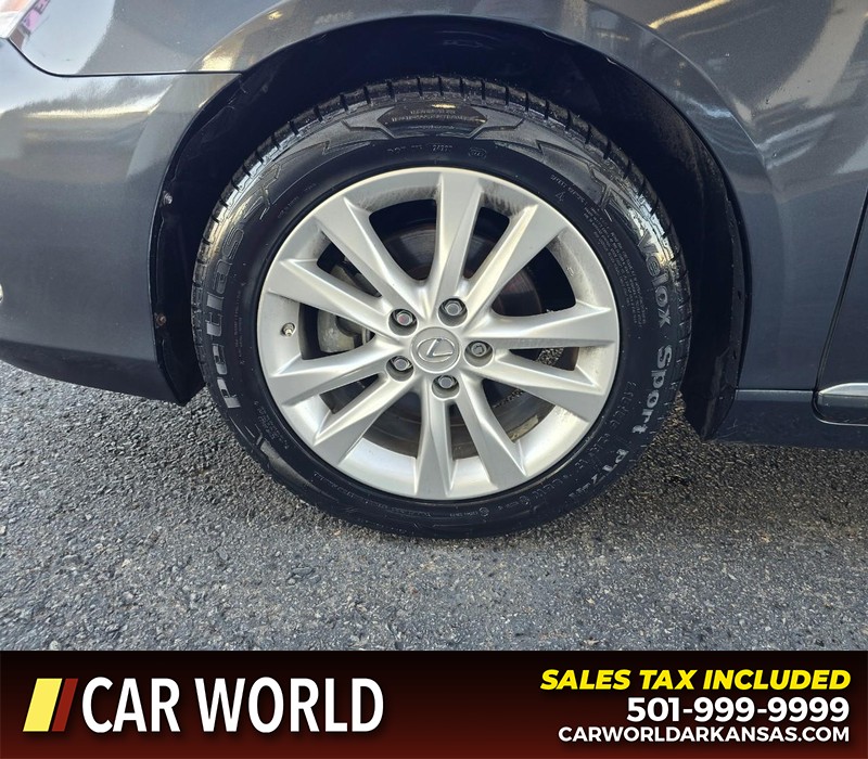 Lexus ES 350 Vehicle Full-screen Gallery Image 6