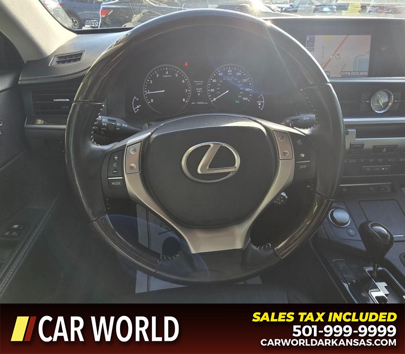Lexus ES 350 Vehicle Full-screen Gallery Image 14
