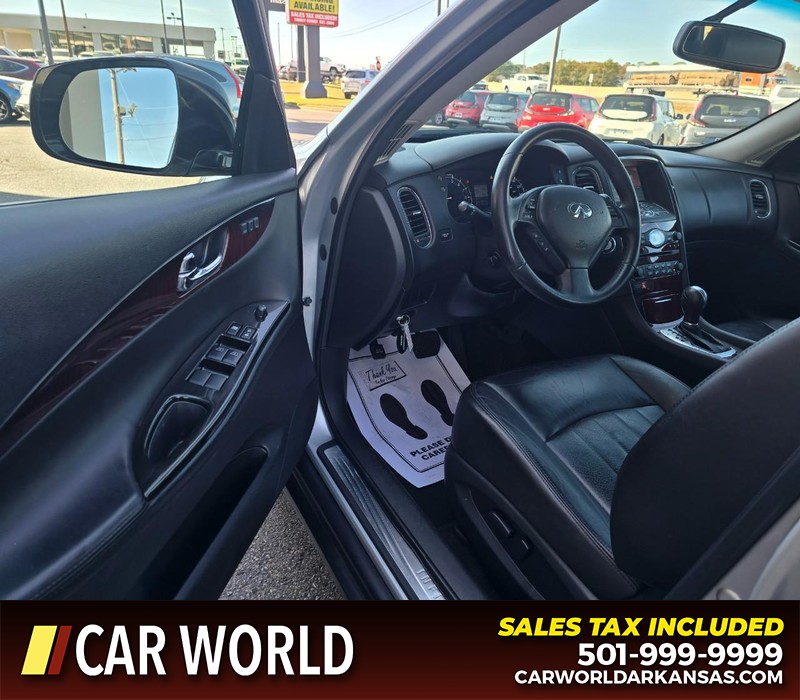 INFINITI QX50 Vehicle Full-screen Gallery Image 7