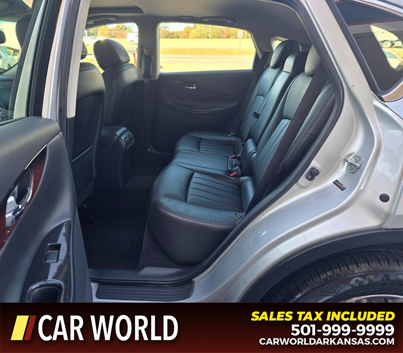 INFINITI QX50 Vehicle Full-screen Gallery Image 10