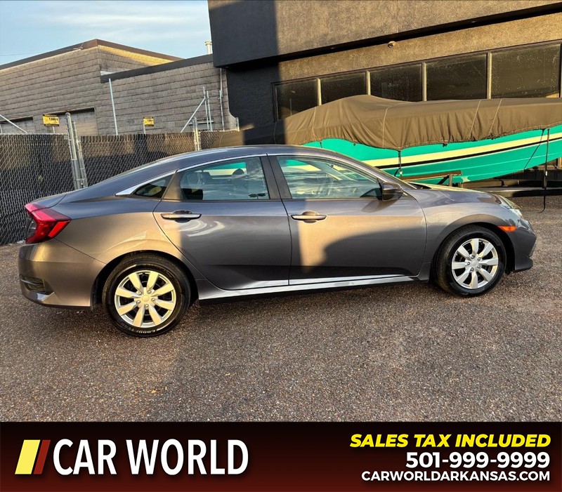 Honda Civic Sedan Vehicle Full-screen Gallery Image 2