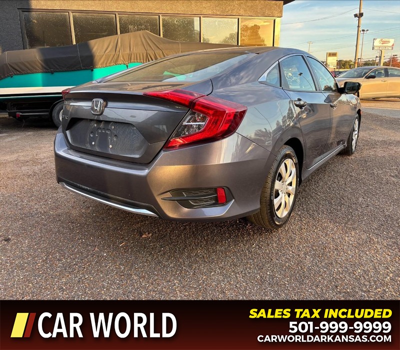 Honda Civic Sedan Vehicle Full-screen Gallery Image 3