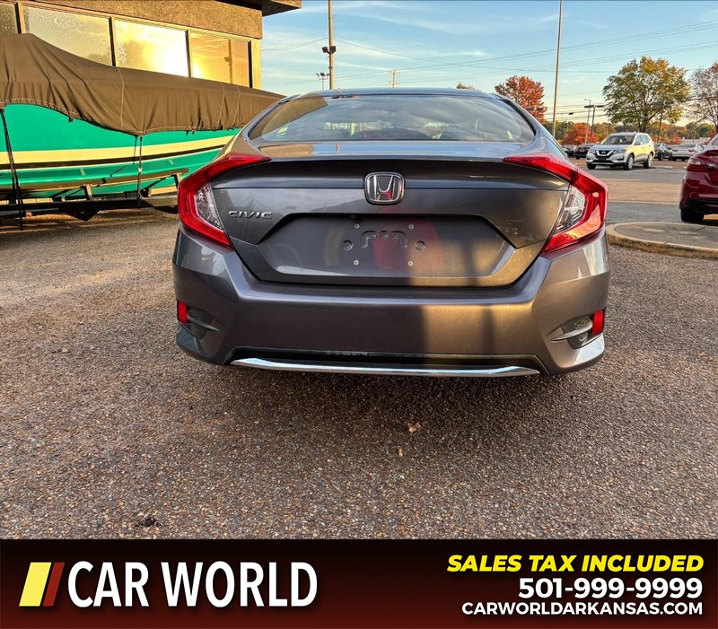 Honda Civic Sedan Vehicle Full-screen Gallery Image 4