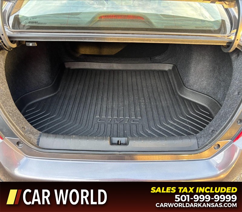 Honda Civic Sedan Vehicle Full-screen Gallery Image 6