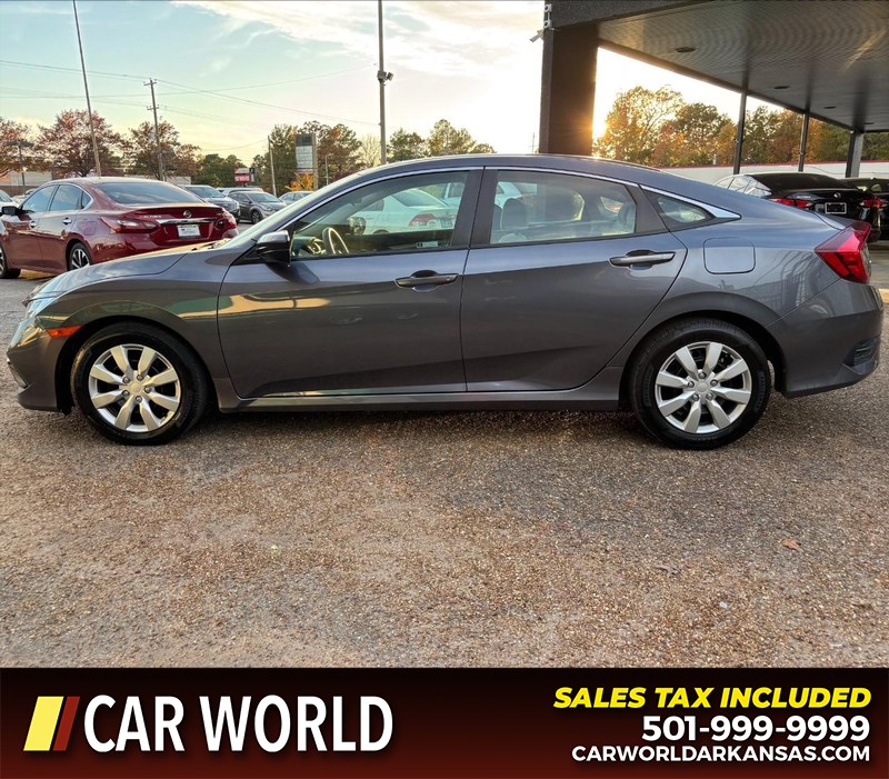 Honda Civic Sedan Vehicle Full-screen Gallery Image 8