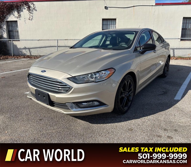 Ford Fusion Vehicle Full-screen Gallery Image 9