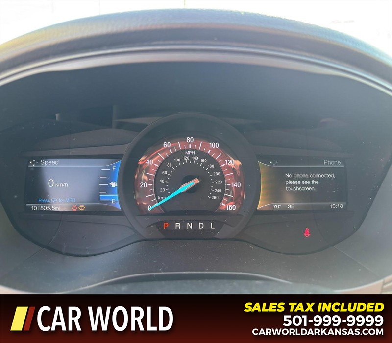 Ford Fusion Vehicle Full-screen Gallery Image 20