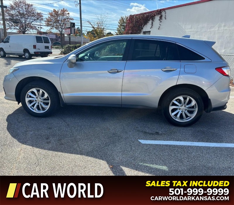 Acura RDX Vehicle Full-screen Gallery Image 8