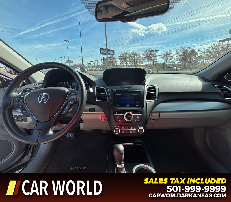 Acura RDX Vehicle Full-screen Gallery Image 16