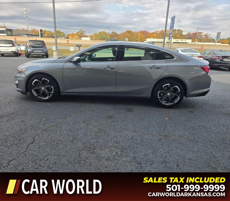 Chevrolet Malibu Vehicle Full-screen Gallery Image 4