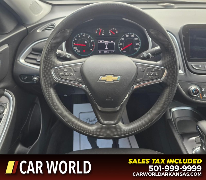 Chevrolet Malibu Vehicle Full-screen Gallery Image 15