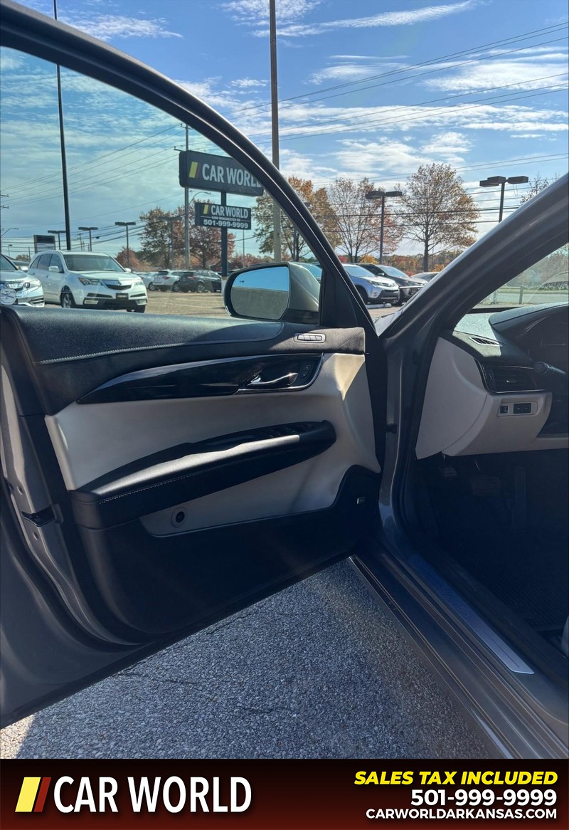 Cadillac ATS Sedan Vehicle Full-screen Gallery Image 13