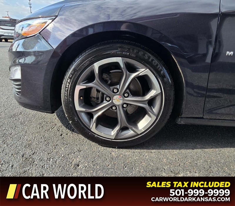 Chevrolet Malibu Vehicle Full-screen Gallery Image 6