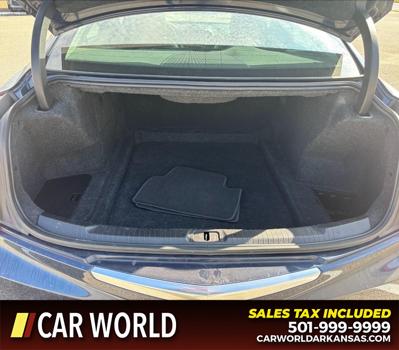 Cadillac ATS Sedan Vehicle Full-screen Gallery Image 6