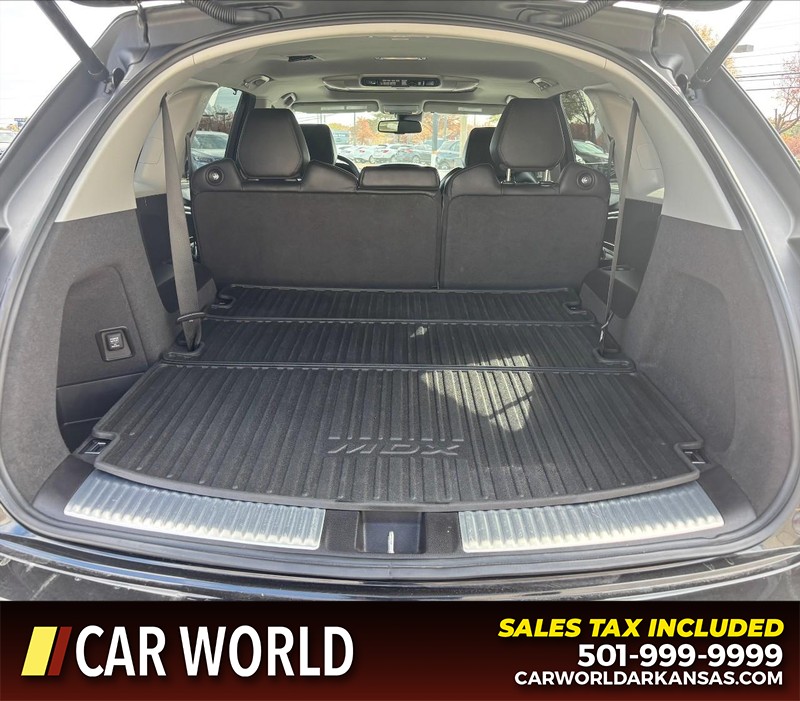 Acura MDX Vehicle Full-screen Gallery Image 6