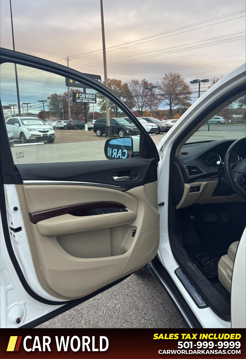 Acura MDX Vehicle Full-screen Gallery Image 13