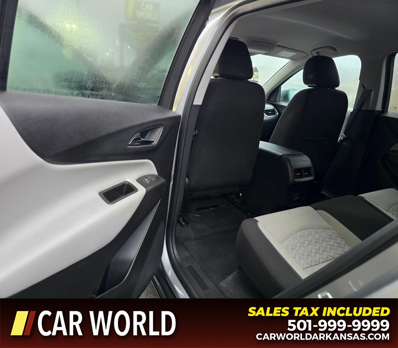 Chevrolet Equinox Vehicle Full-screen Gallery Image 9