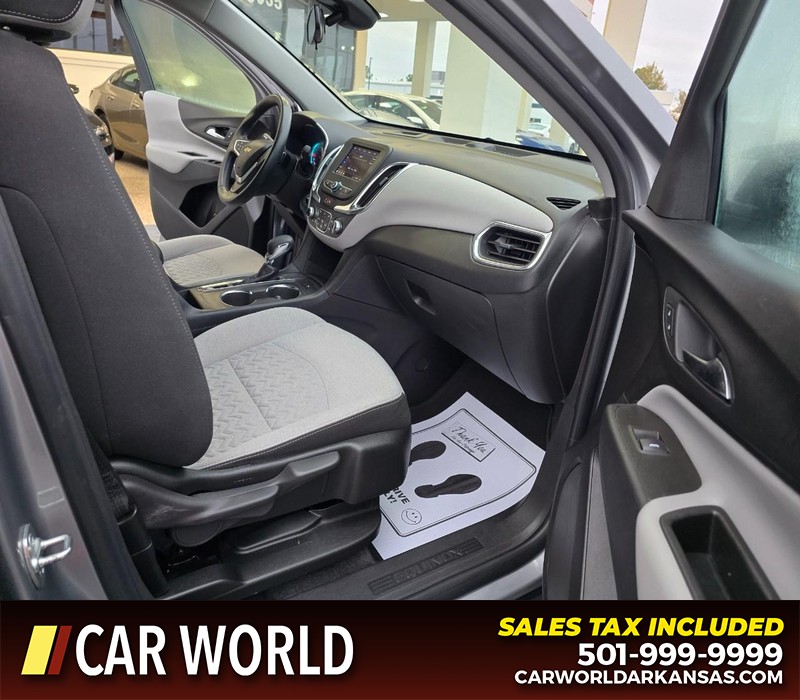 Chevrolet Equinox Vehicle Full-screen Gallery Image 11