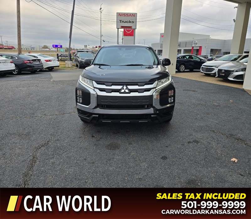 Mitsubishi Outlander Sport Vehicle Full-screen Gallery Image 2