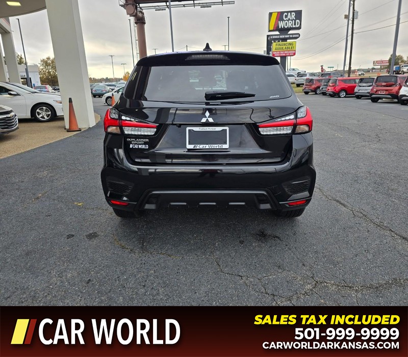 Mitsubishi Outlander Sport Vehicle Full-screen Gallery Image 5