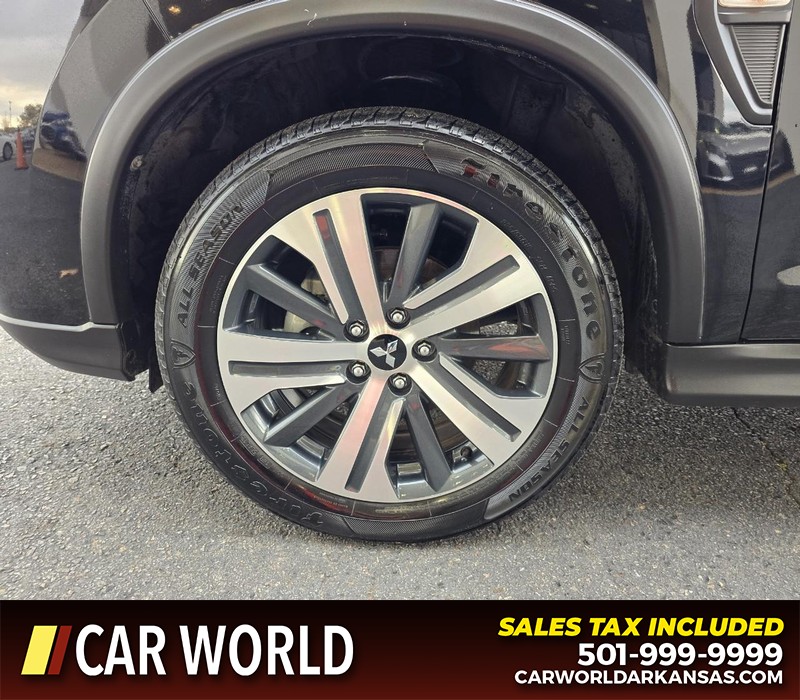 Mitsubishi Outlander Sport Vehicle Full-screen Gallery Image 6