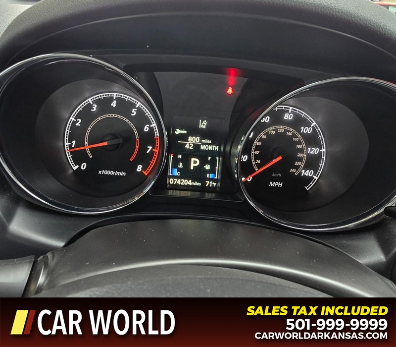 Mitsubishi Outlander Sport Vehicle Full-screen Gallery Image 17