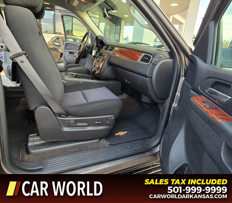 Chevrolet Tahoe Vehicle Full-screen Gallery Image 12