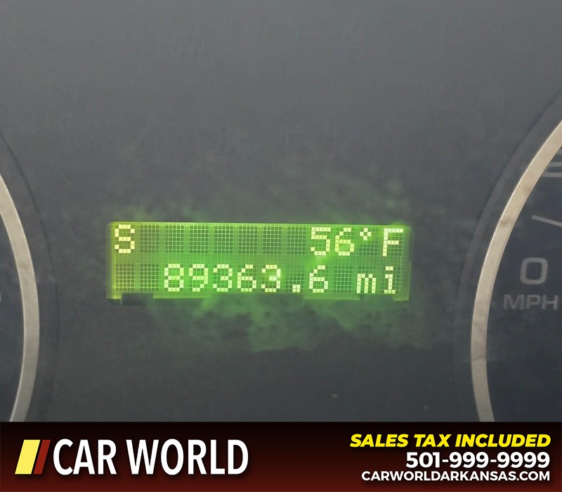 Ford Explorer Vehicle Full-screen Gallery Image 19