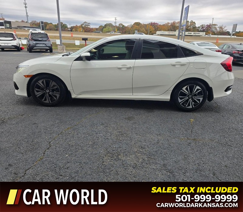 Honda Civic Sedan Vehicle Full-screen Gallery Image 4