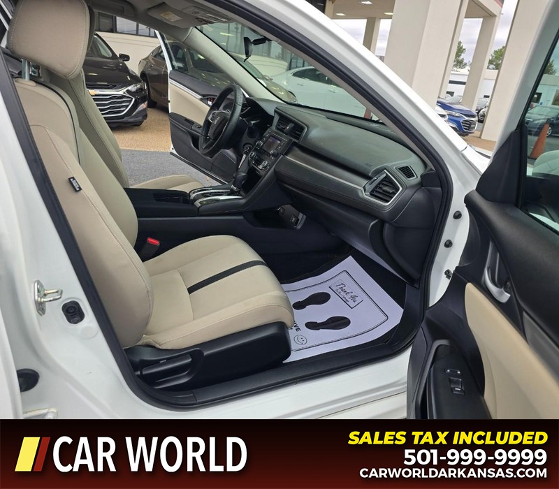 Honda Civic Sedan Vehicle Full-screen Gallery Image 11