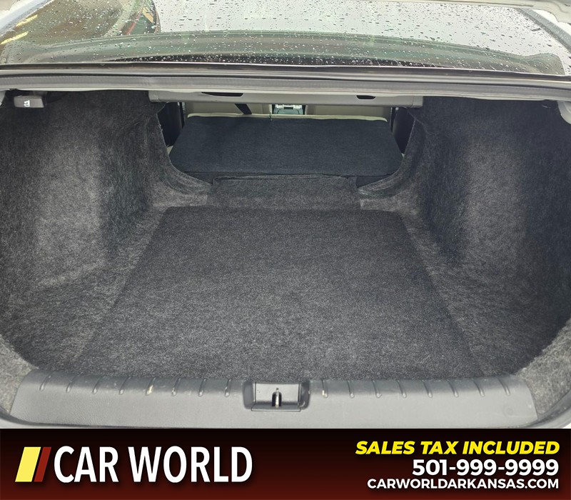 Honda Civic Sedan Vehicle Full-screen Gallery Image 14