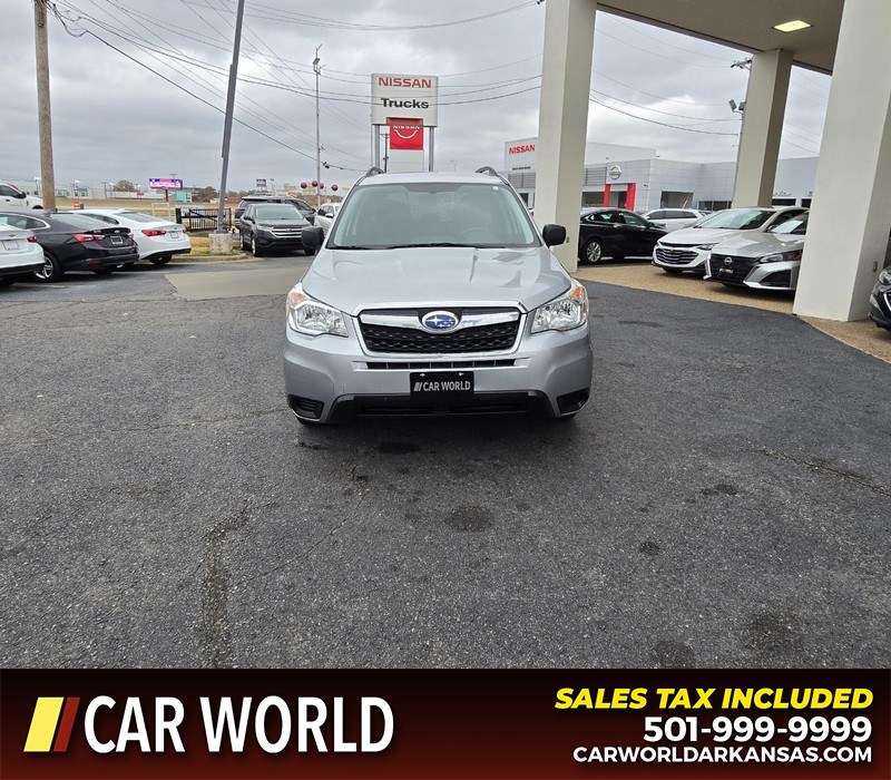 Subaru Forester Vehicle Full-screen Gallery Image 2